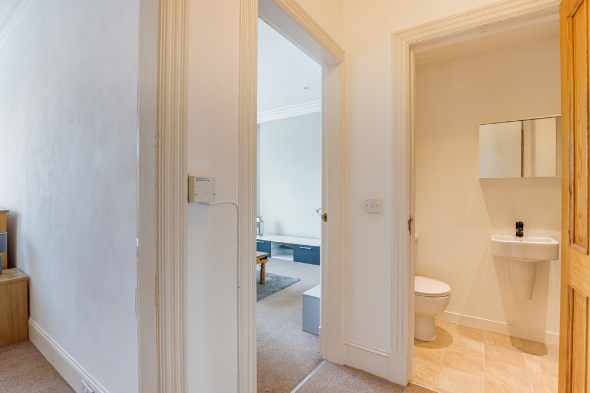 Jute Street Flat E, Aberdeen