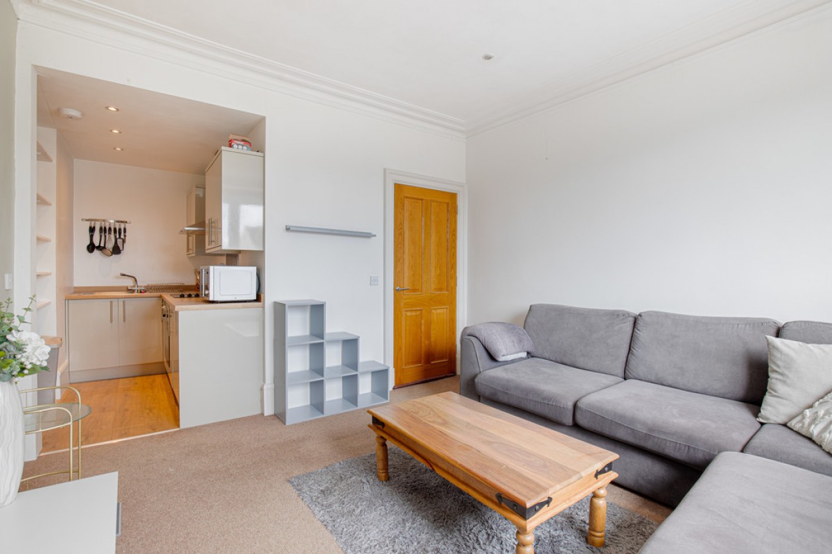 Jute Street Flat E, Aberdeen