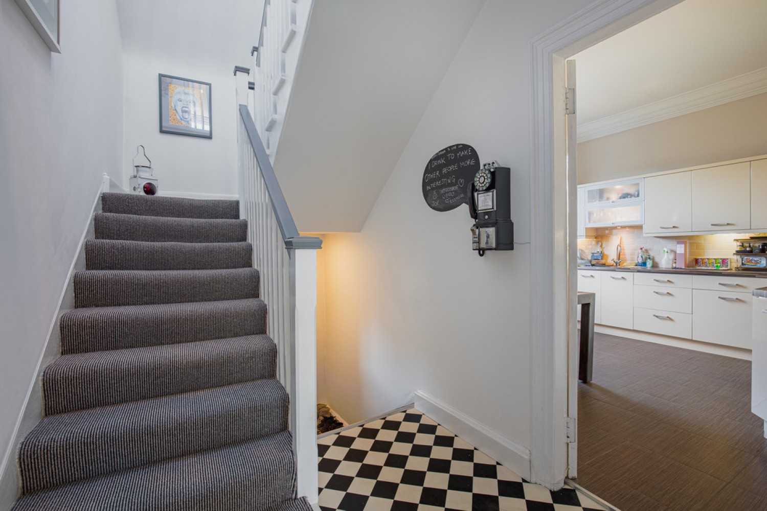 2 bedroom Flat for Sale Constitution Street, Aberdeen