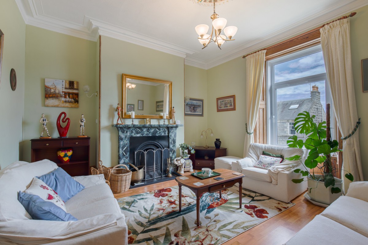 Irvine Place, Aberdeen