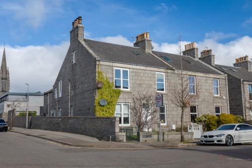 Irvine Place, Aberdeen