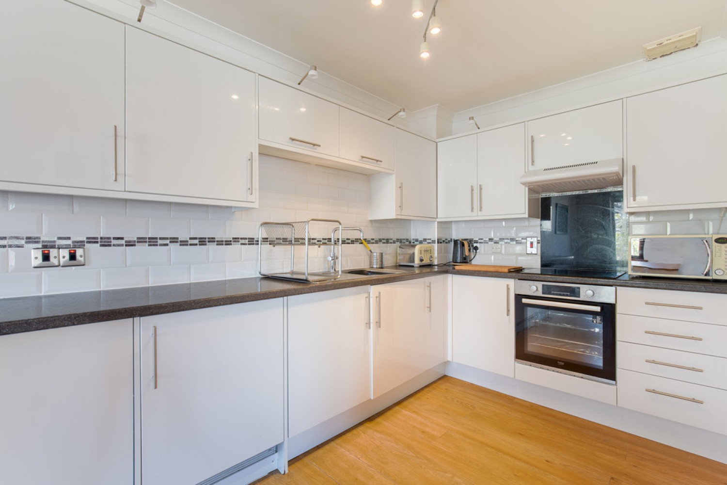 2 bedroom Flat for Letting Whinhill Gate, Aberdeen