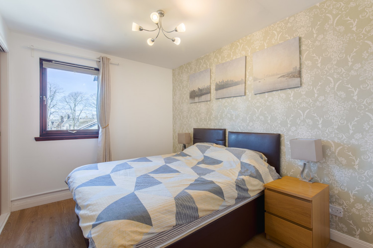 2 bedroom Flat for Letting Whinhill Gate, Aberdeen