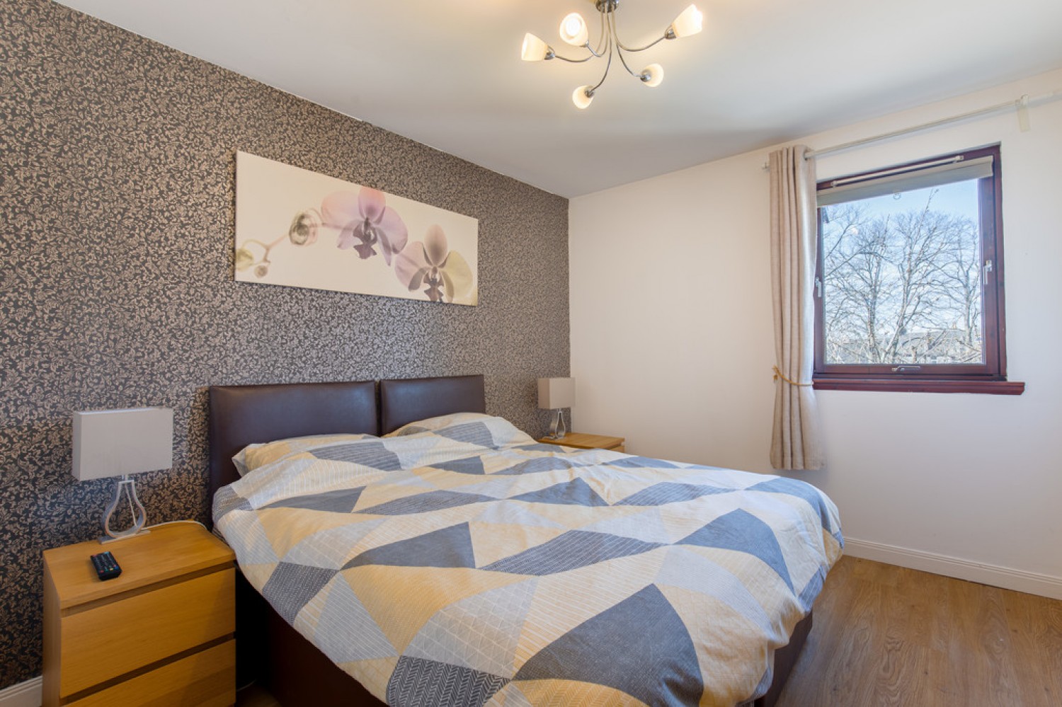 2 bedroom Flat for Letting Whinhill Gate, Aberdeen