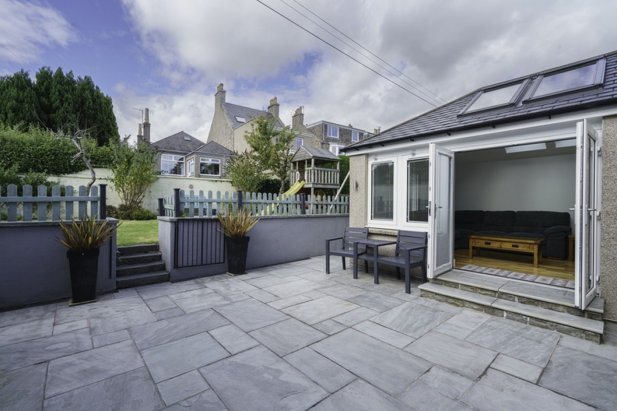 Braemar Place, Aberdeen