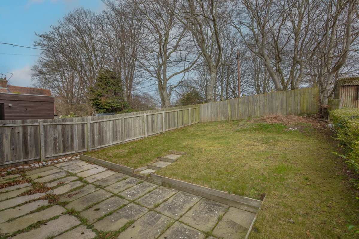 Auchinyell Gardens, Aberdeen