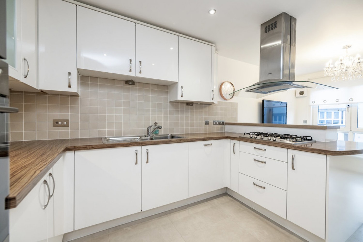 4 bedroom House for Sale Queens Crescent, Aberdeen