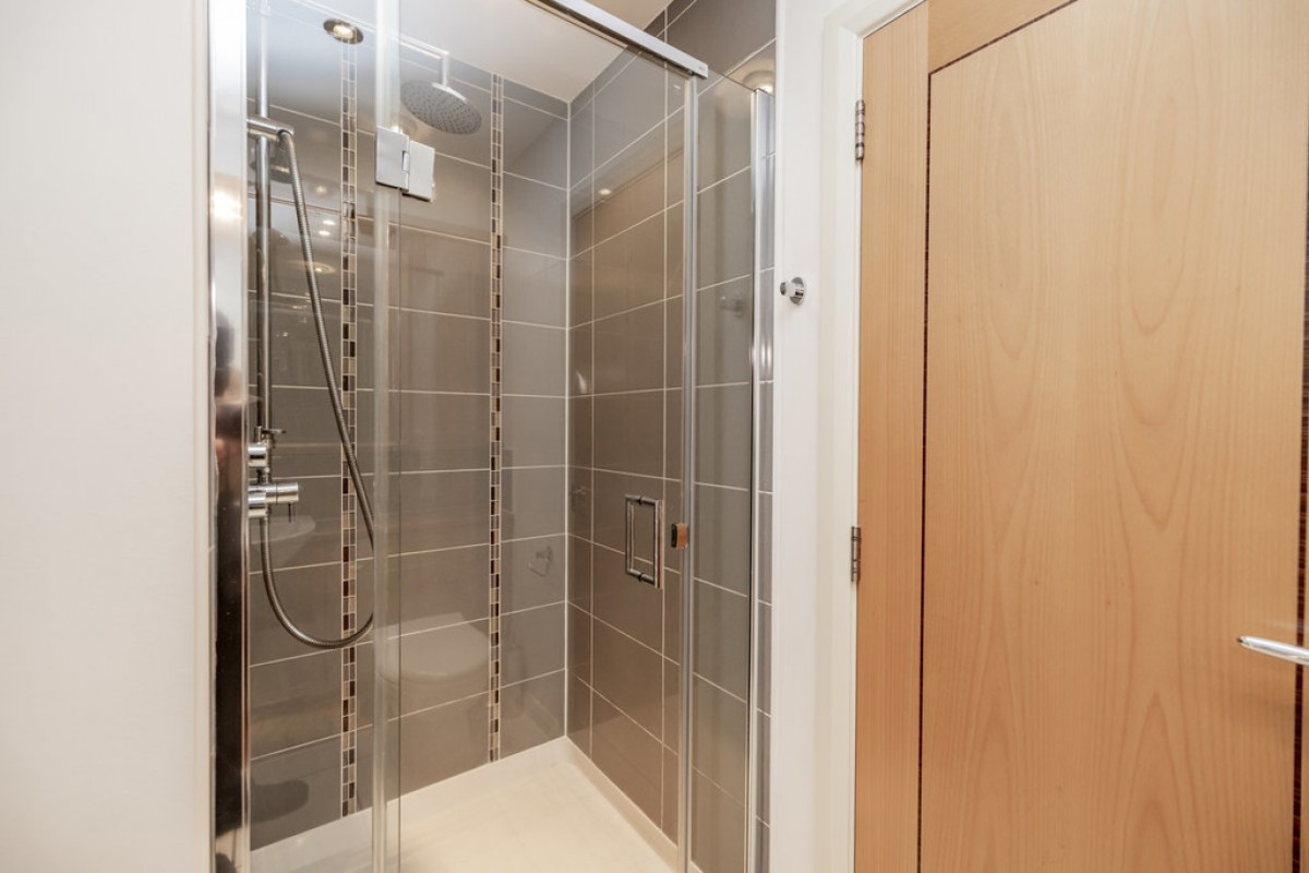 Queens Crescent, Aberdeen