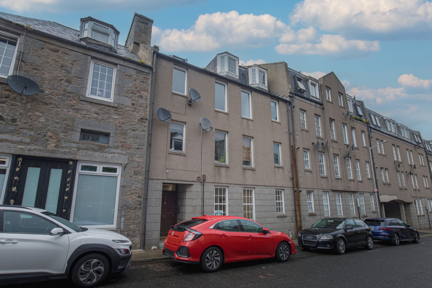 2 bedroom Flat for Letting Marywell Street, Aberdeen