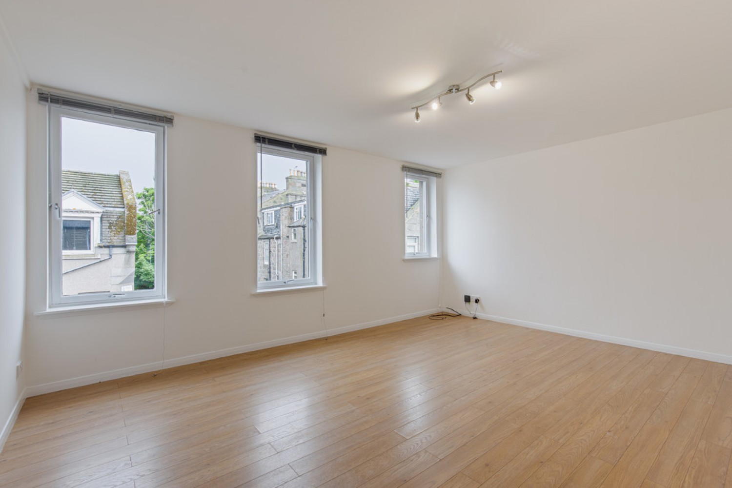 2 bedroom Flat for Letting Marywell Street, Aberdeen