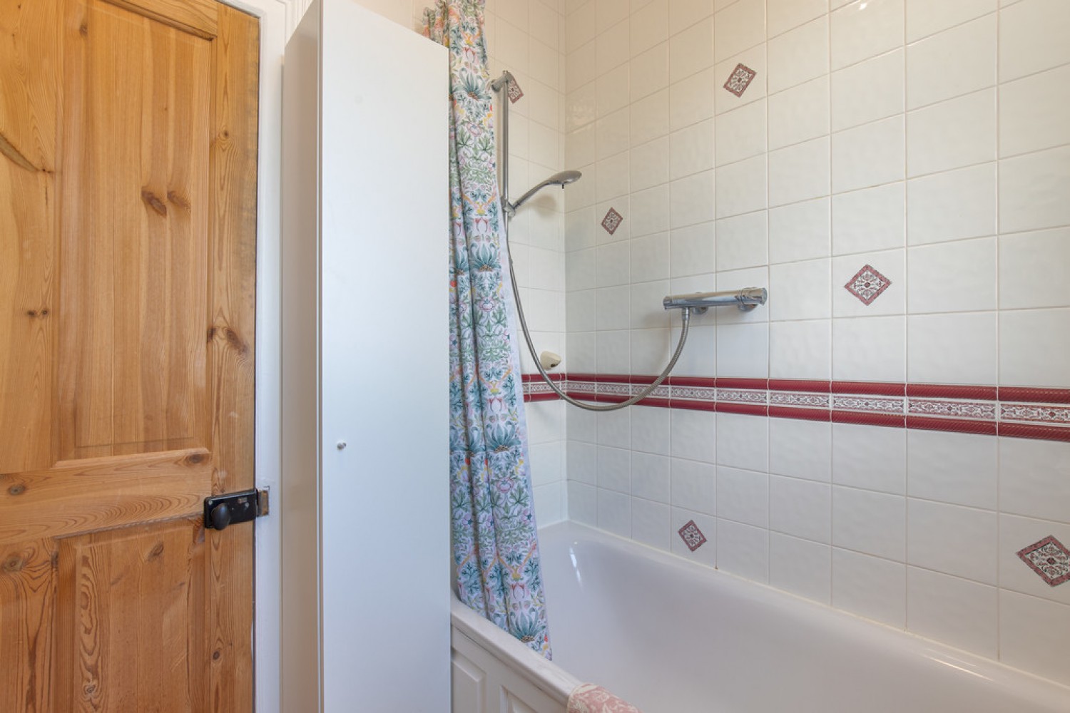 2 bedroom Bungalow for Sale Gladstone Place, Aberdeen