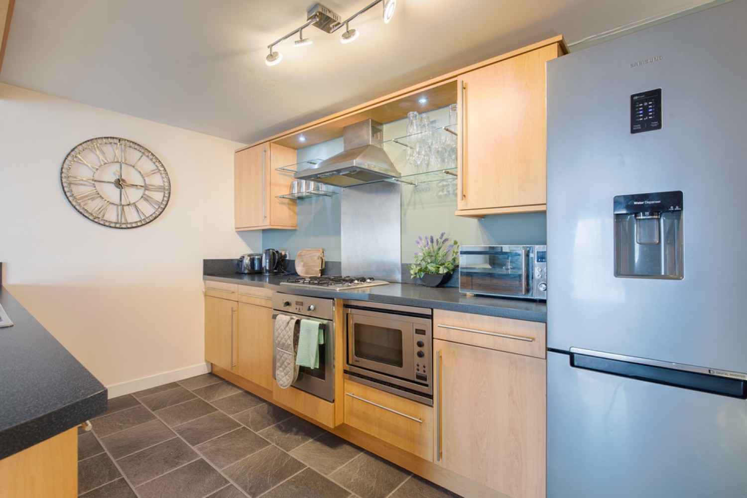 2 bedroom Flat for Sale Affleck Street, Aberdeen