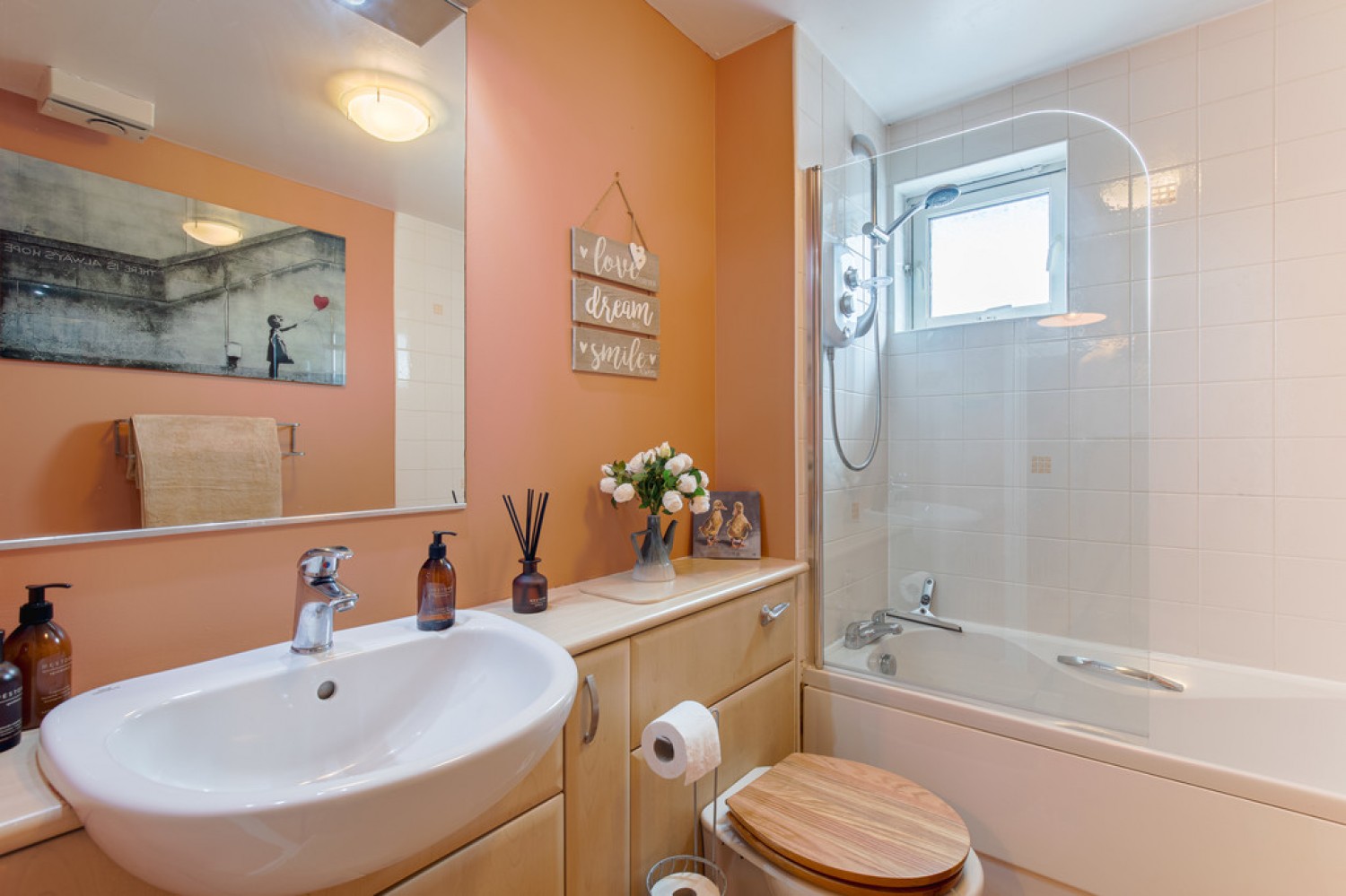 2 bedroom Flat for Sale Affleck Street, Aberdeen