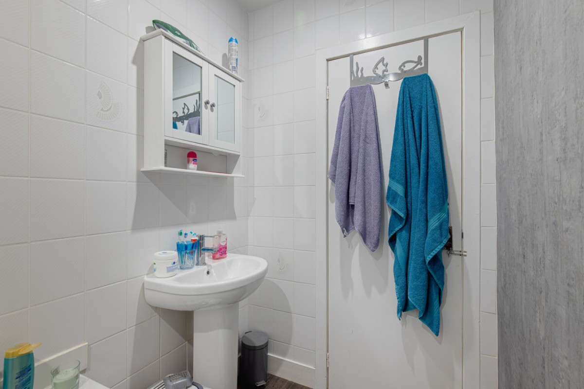 Rosemount Place Flat B, Aberdeen