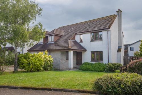 Earlspark Crescent, Aberdeen