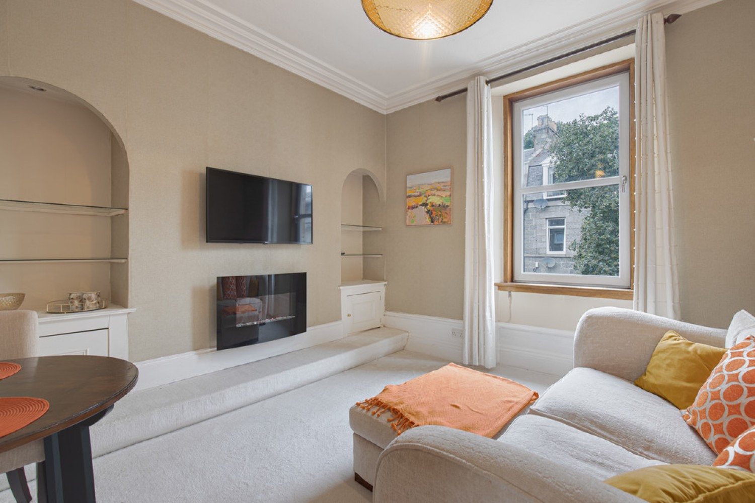 2 bedroom Flat for Letting Whitehall Place, Aberdeen
