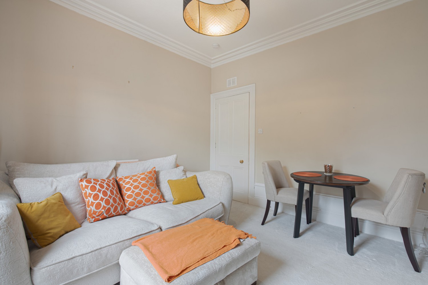 2 bedroom Flat for Letting Whitehall Place, Aberdeen
