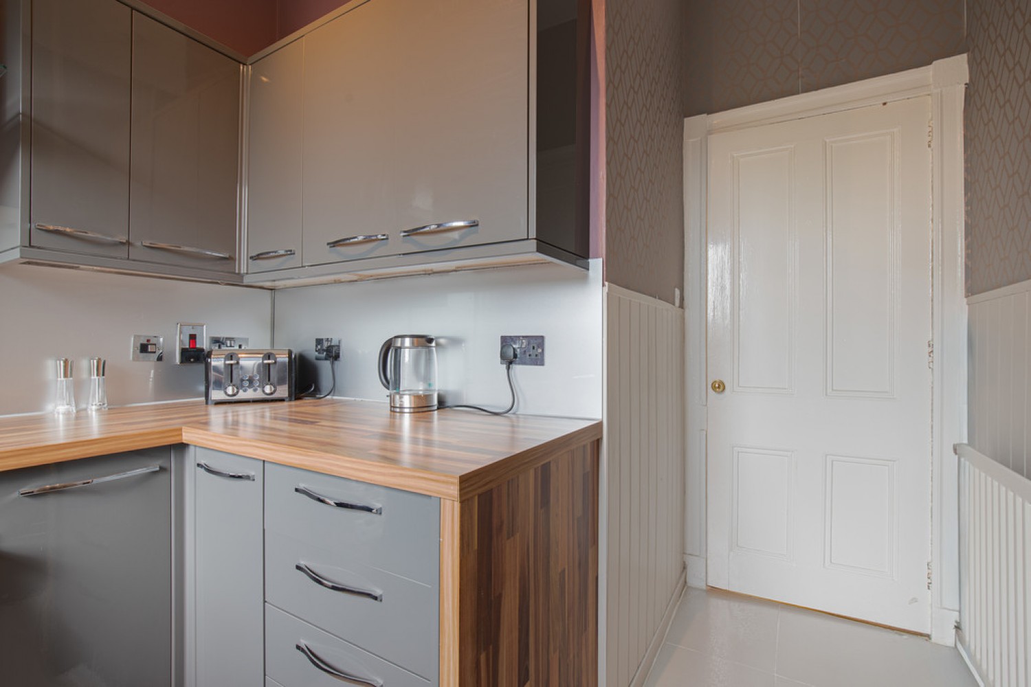 2 bedroom Flat for Letting Whitehall Place, Aberdeen