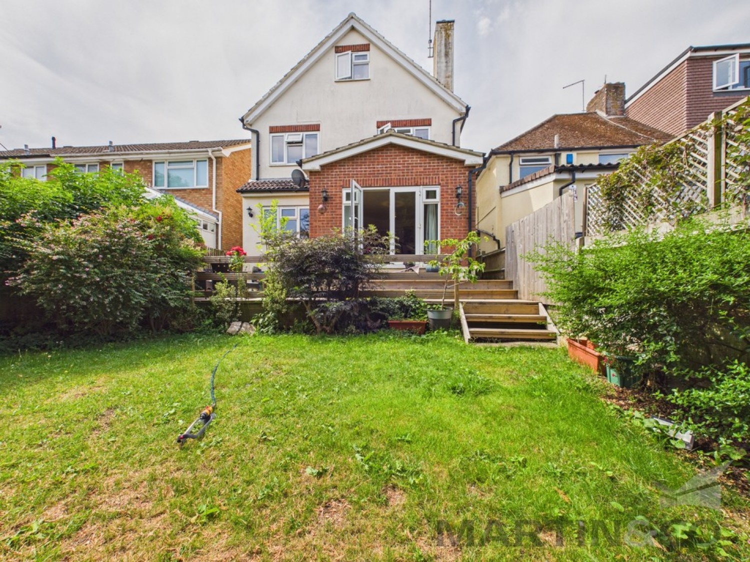 5 bedroom House for Letting London Road, Markyate