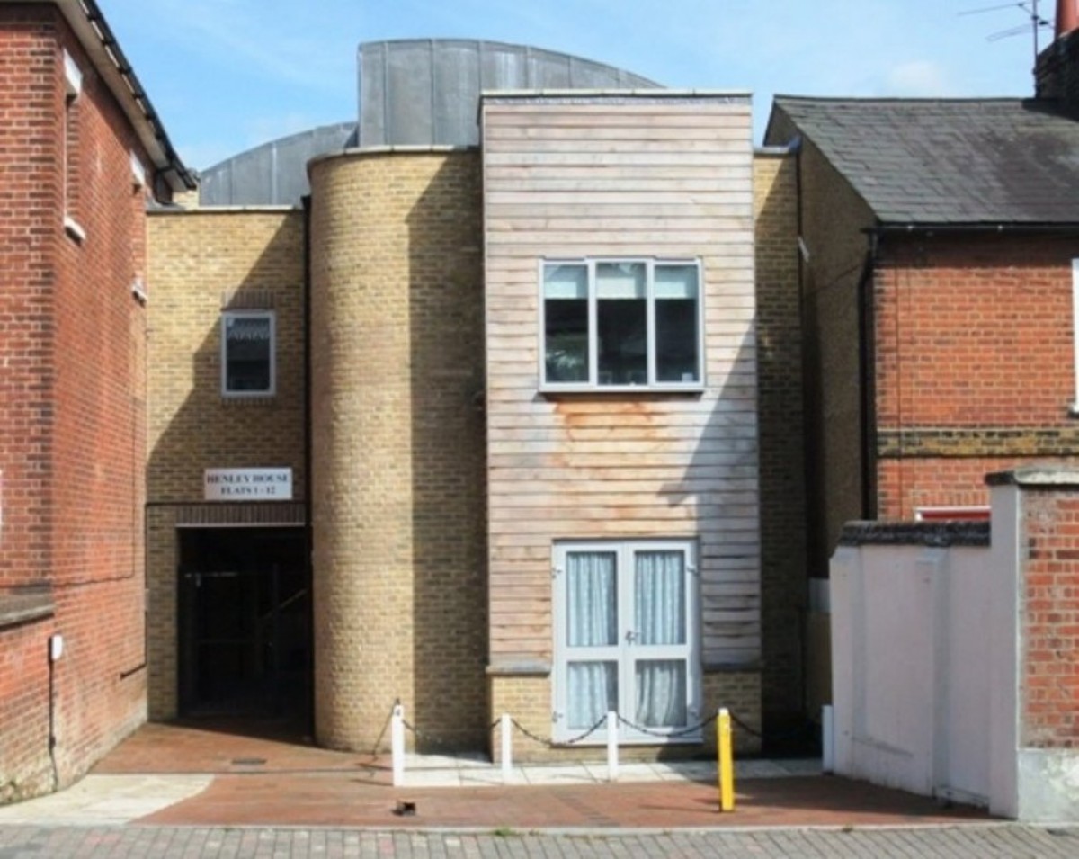 Close to City Centre and Station