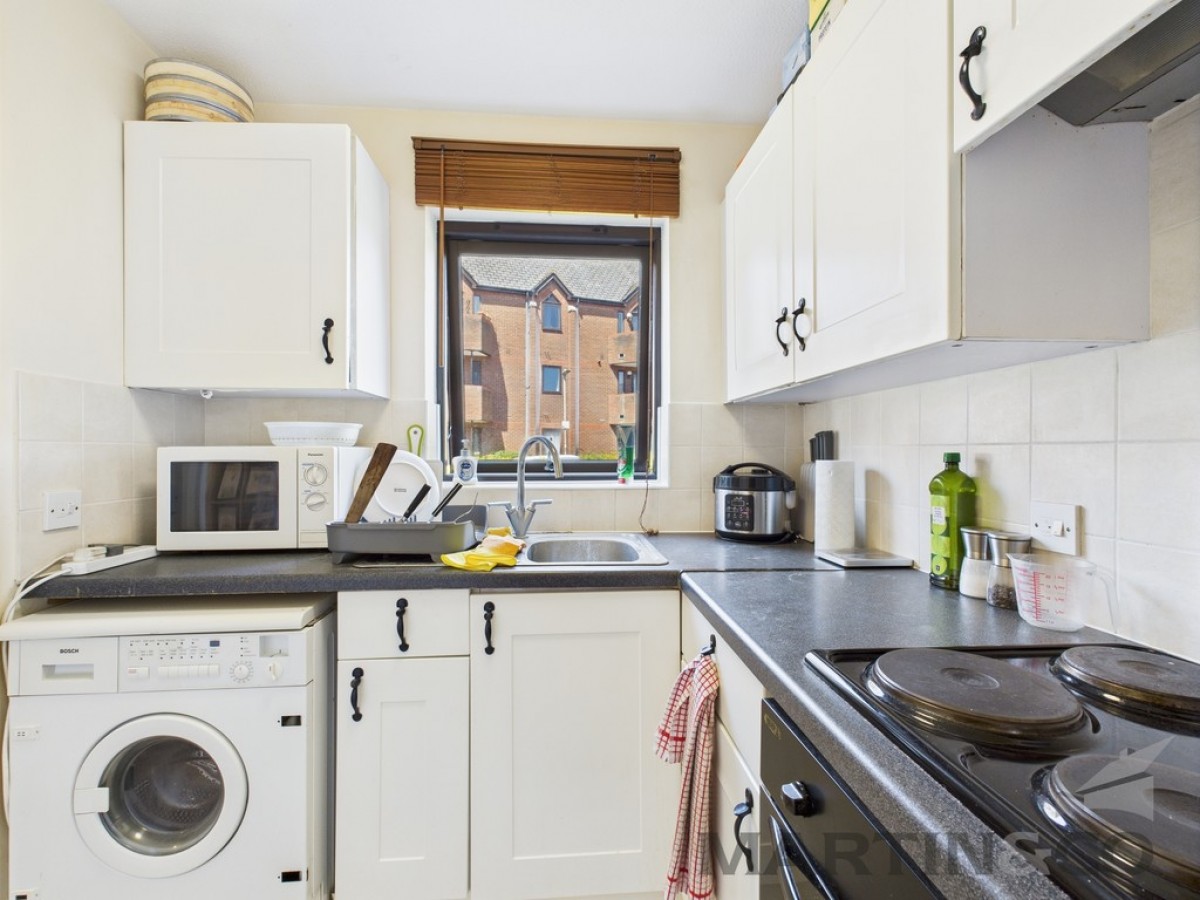 Peakes Place, Granville Road