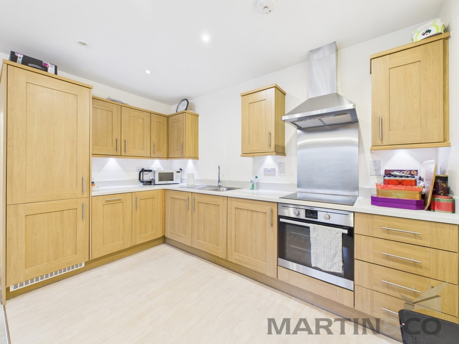 2 bedroom Flat for Letting Barcino House, Charrington Place
