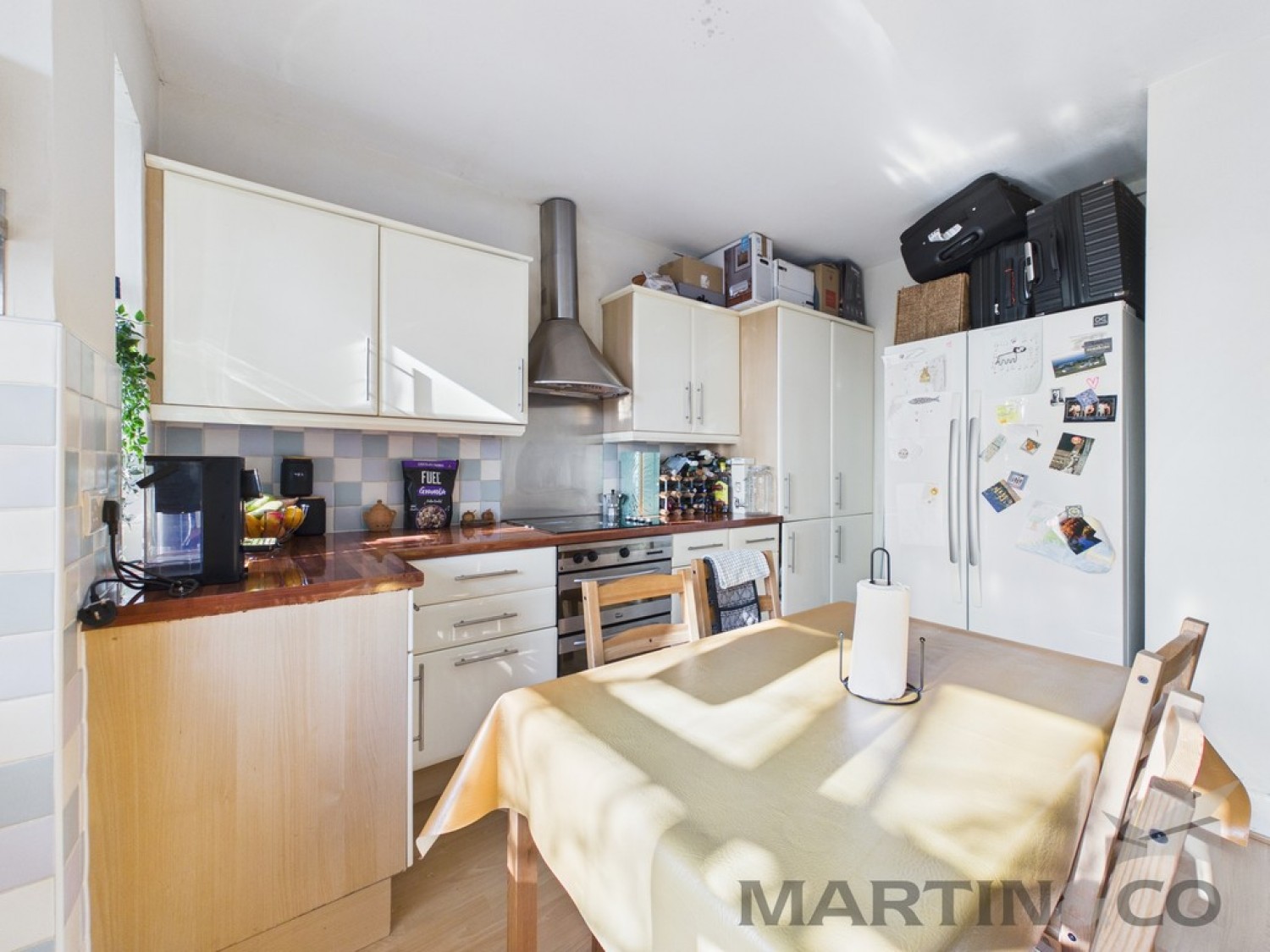 3 bedroom Flat for Letting Grosvenor Road - Station Location