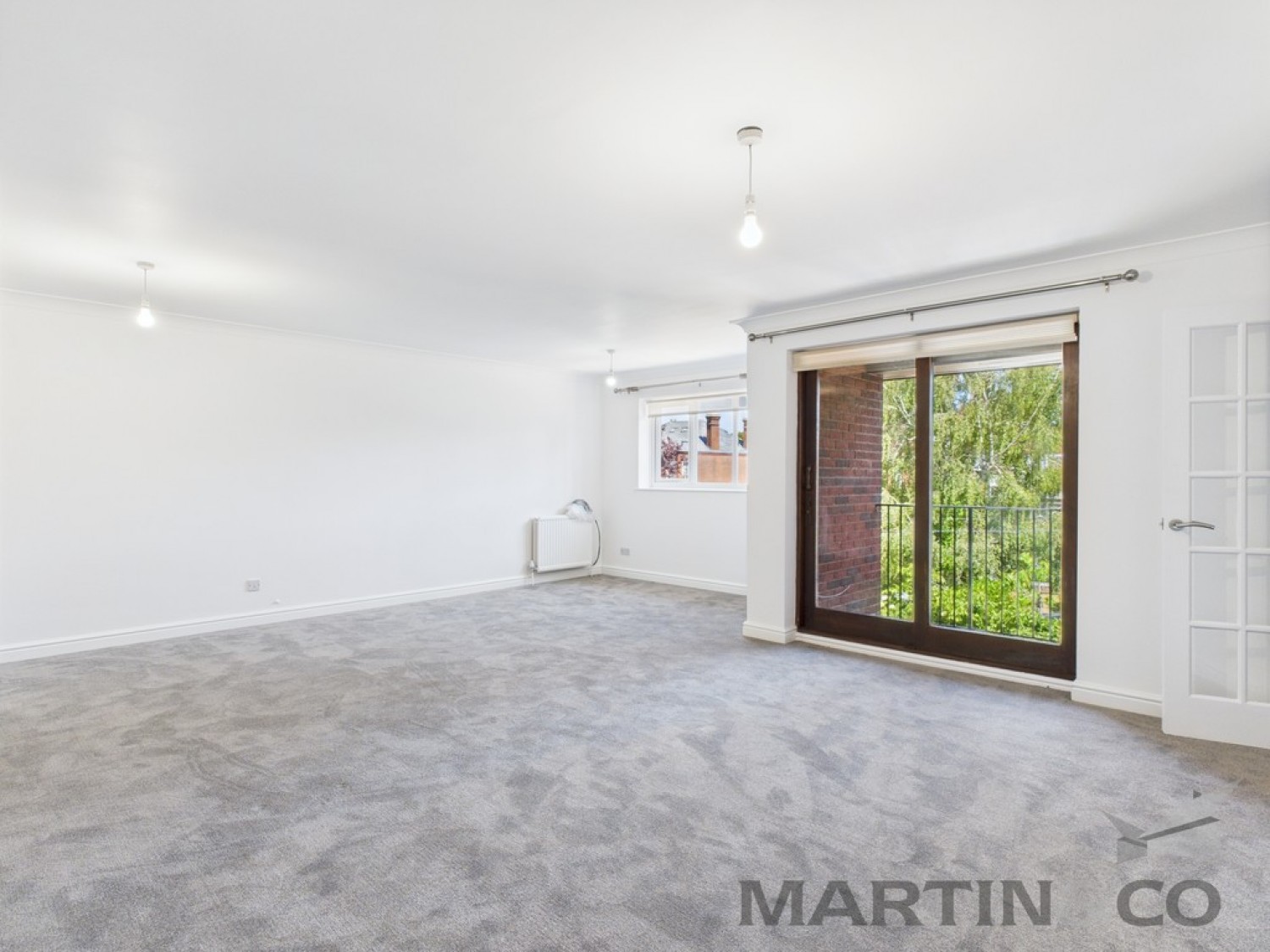 Rowlatt Court, Hillside Road