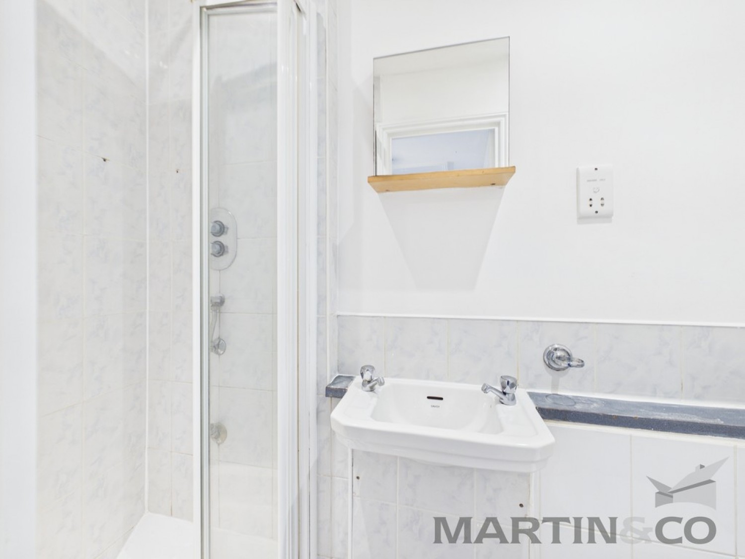 0 bedroom Flat for Letting Lye Lane, Bricket Wood