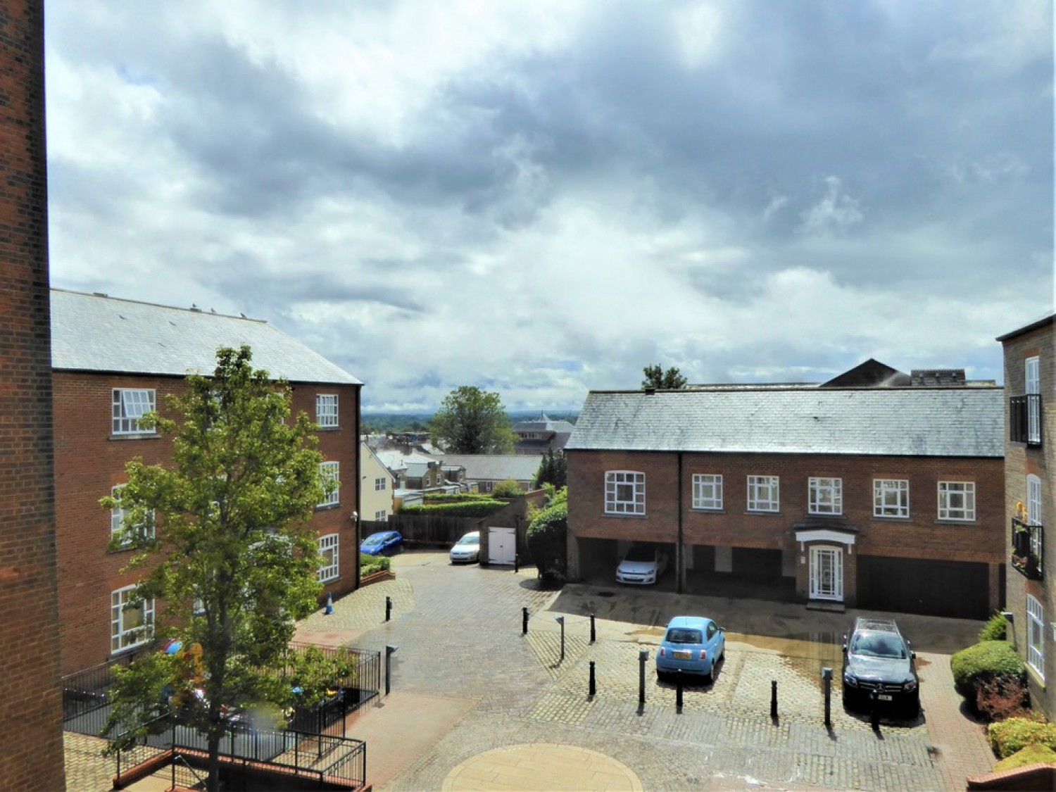 Milliners Court