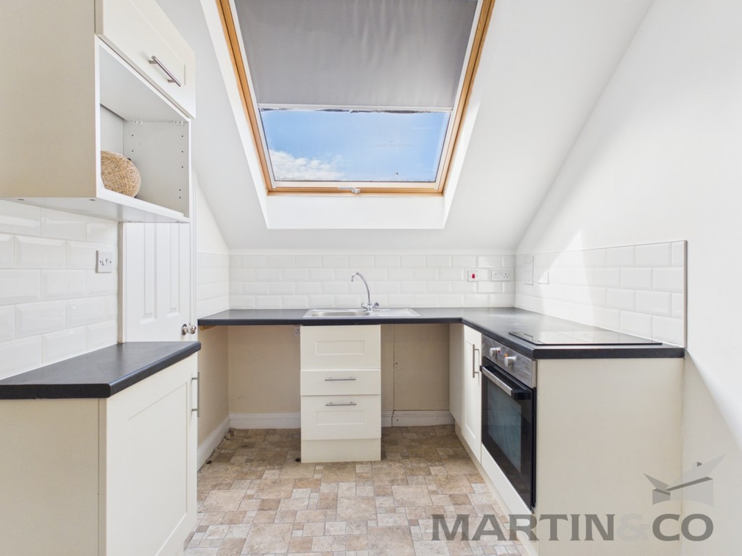 1 bedroom Flat for Letting Acorn Lodge, Lye Lane