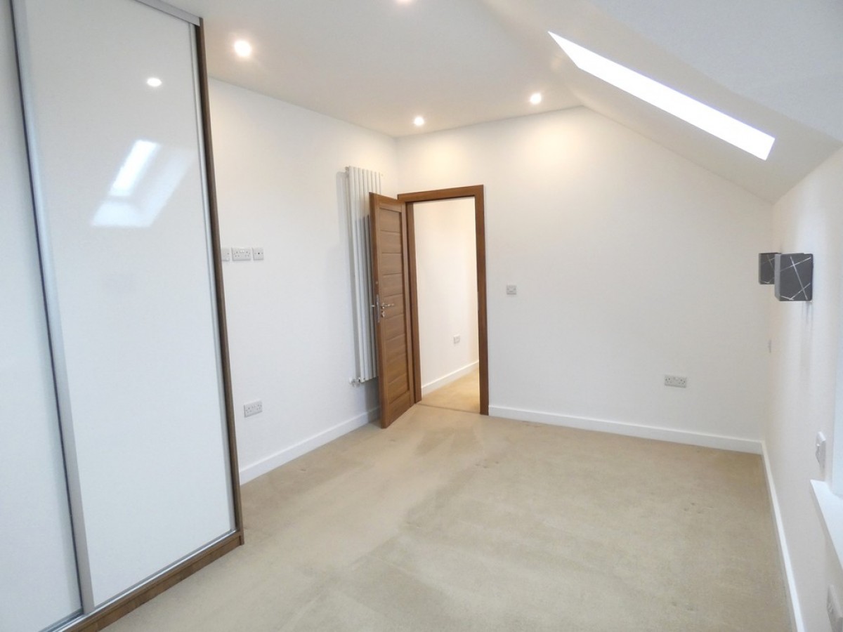 Dolphin Yard off Holywell Hill