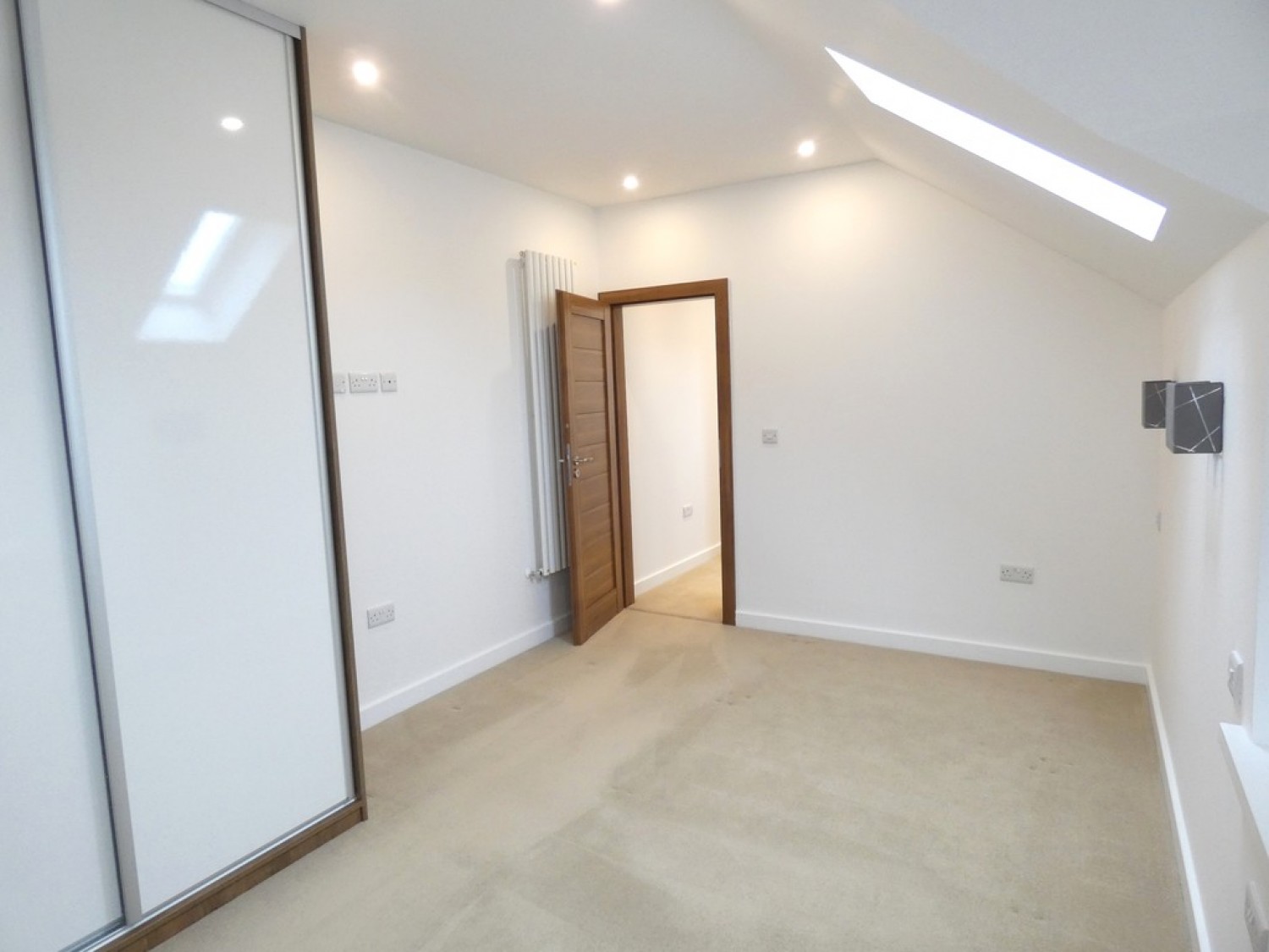 Dolphin Yard off Holywell Hill