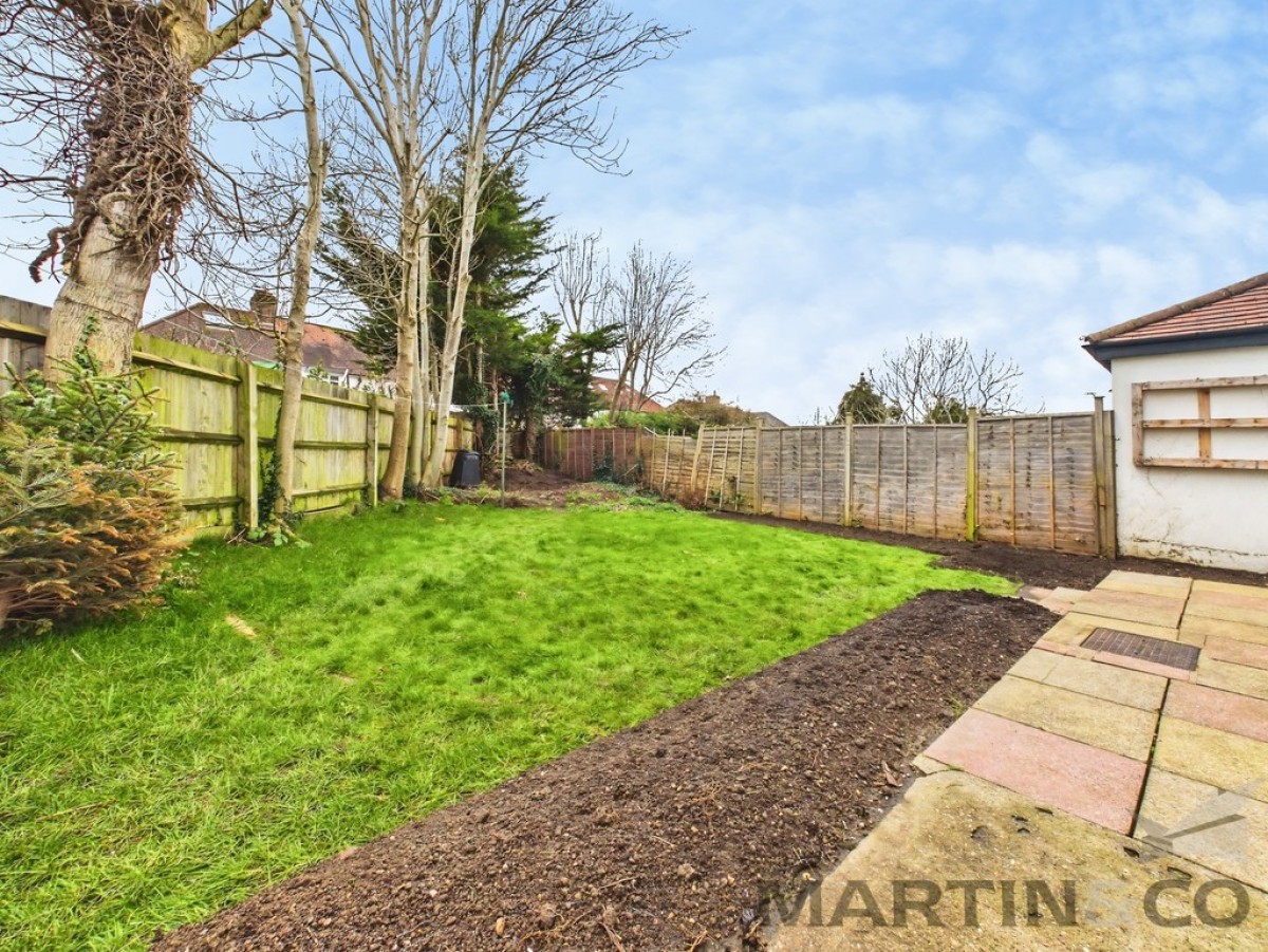 Tavistock Avenue, St Albans