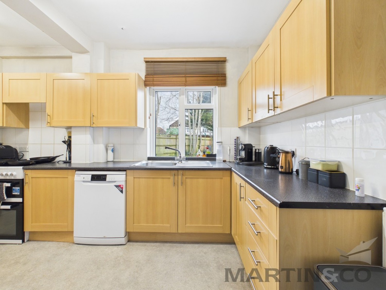 3 bedroom House for Letting Tavistock Avenue, St Albans