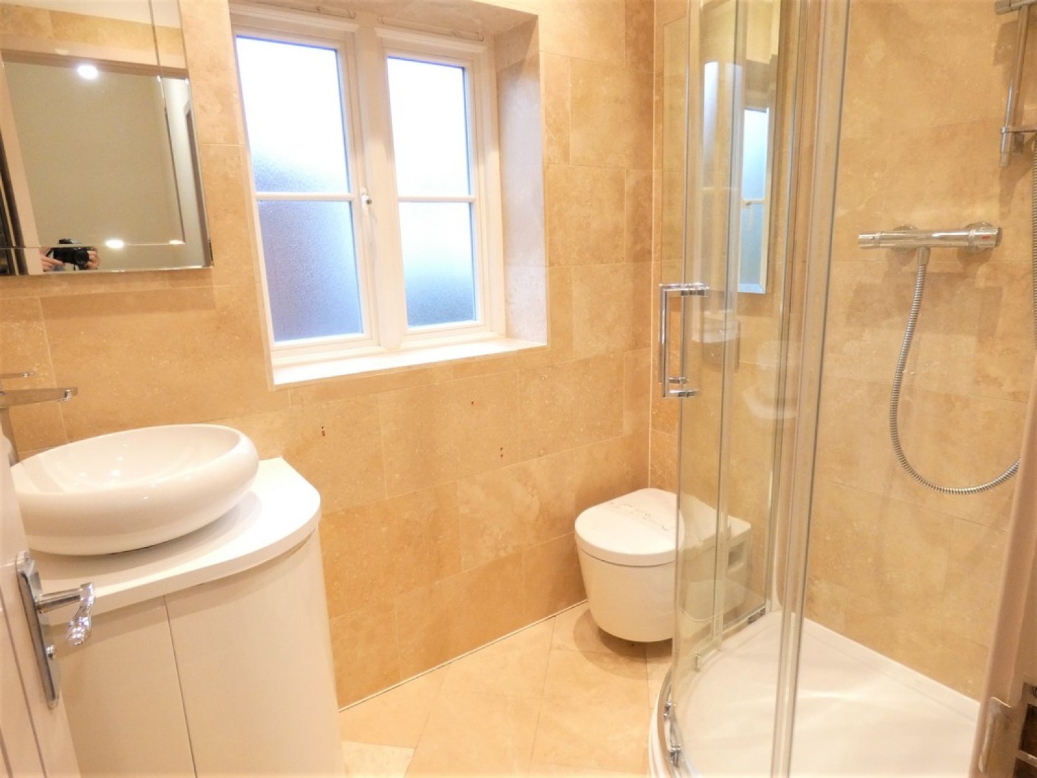2 bedroom House for Letting Hopkins Yard, St Albans