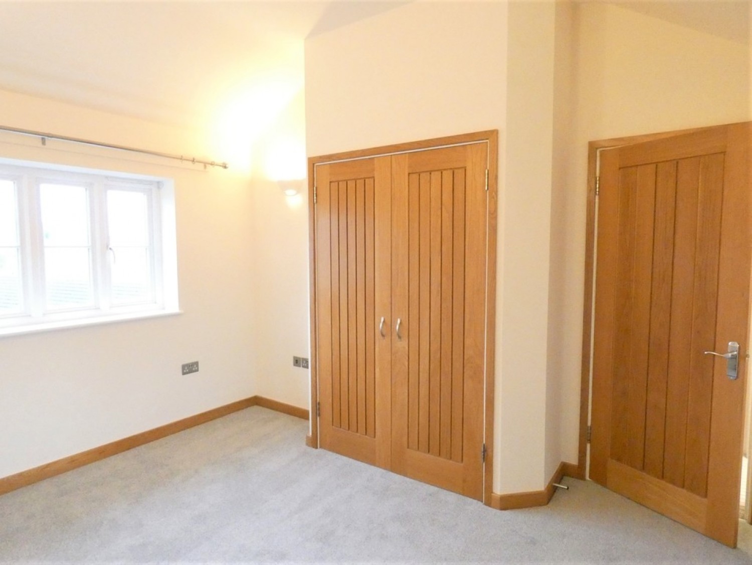 2 bedroom House for Letting Hopkins Yard, St Albans