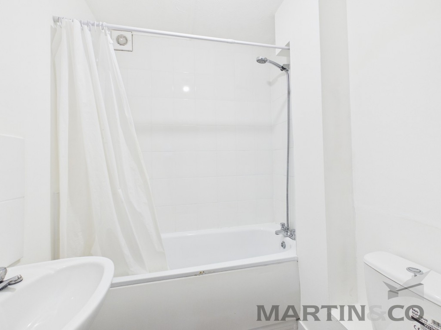 1 bedroom Flat for Letting Tudor Walk