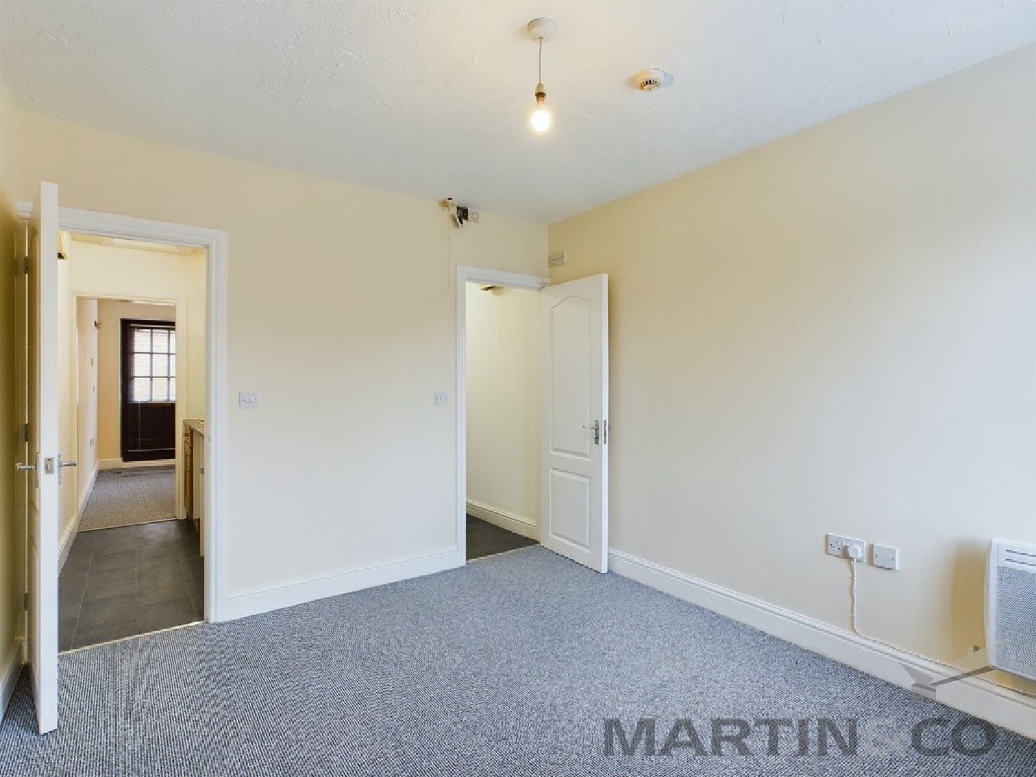 Bricket Lodge, Lye Lane