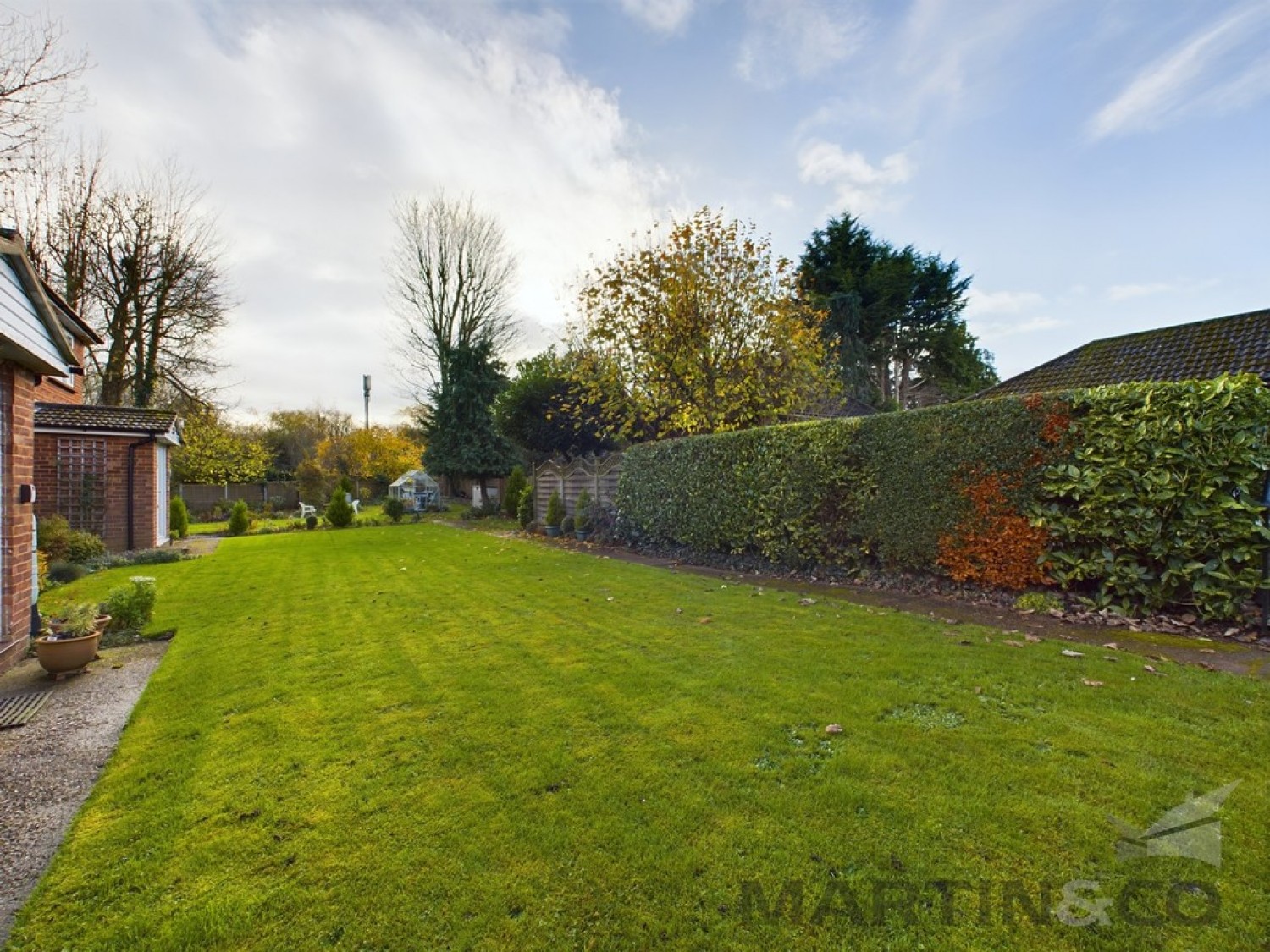 2 bedroom Flat for Letting Pondsmeade, Redbourn, St Albans