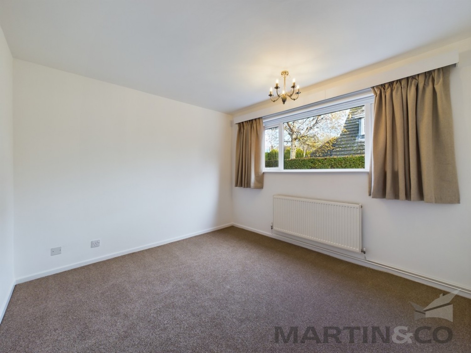 2 bedroom Flat for Letting Pondsmeade, Redbourn, St Albans