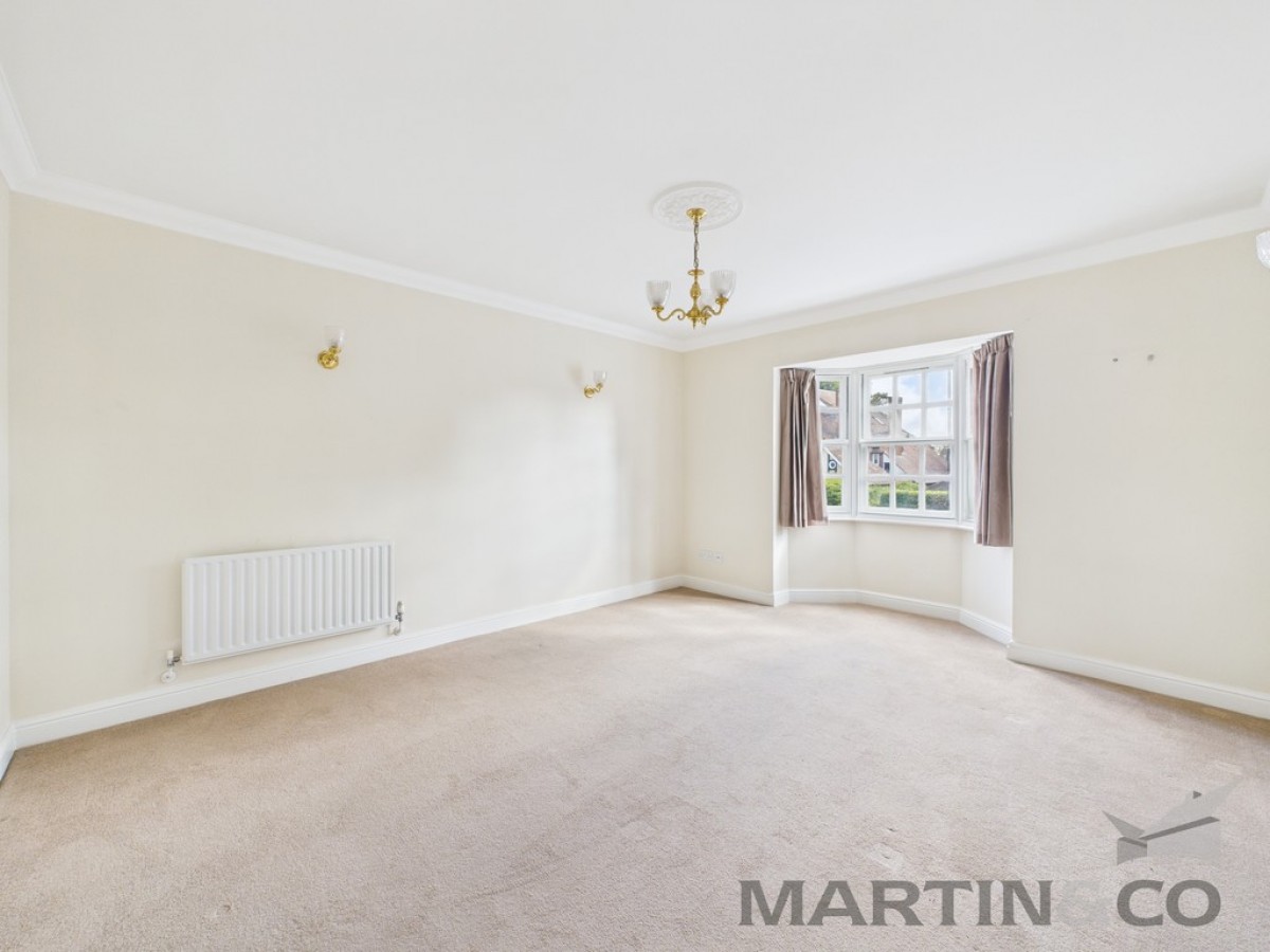 Chime Square, Central St Albans