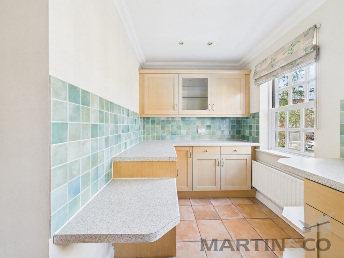 Chime Square, Central St Albans