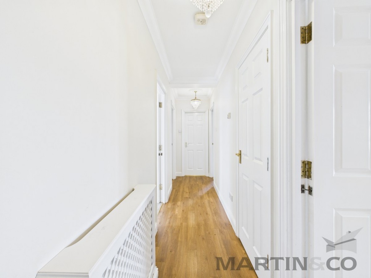 Chime Square, Central St Albans