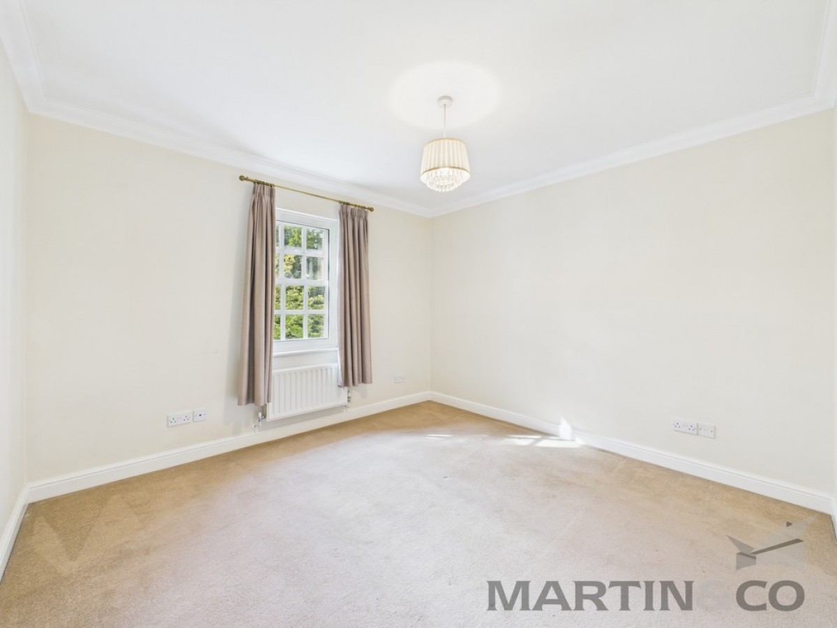 Chime Square, Central St Albans