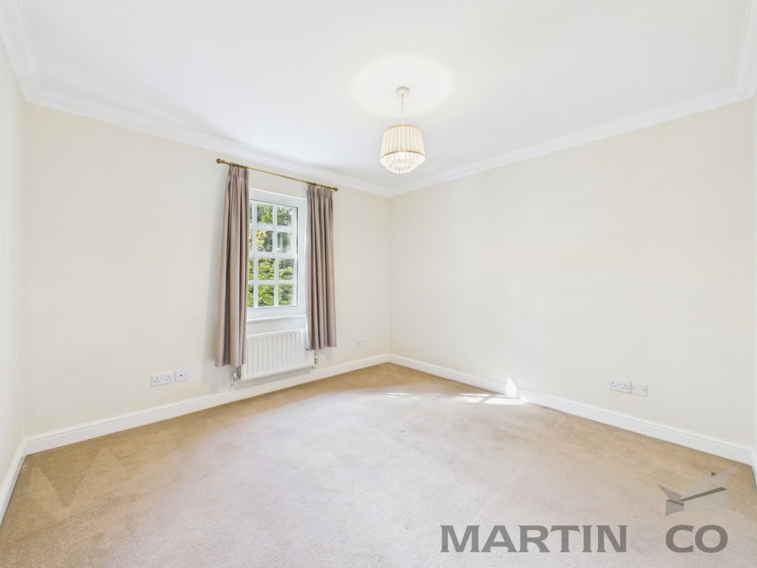 Chime Square, Central St Albans