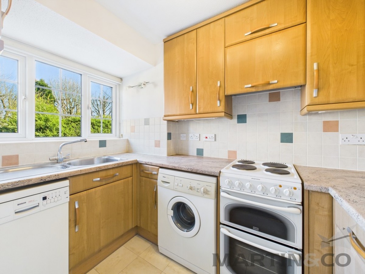 Richmond Walk, Jersey Farm, St Albans