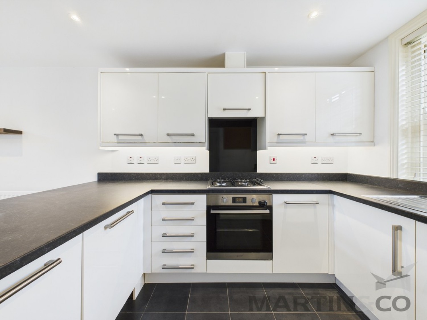 Dunham Mews, Hatfield