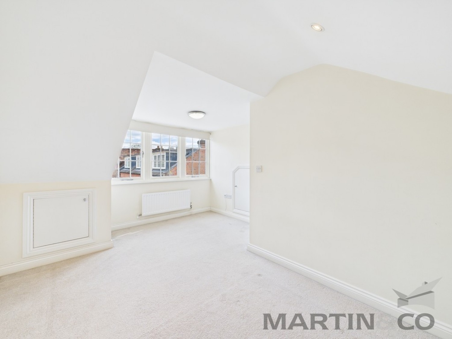 Dunham Mews, Hatfield