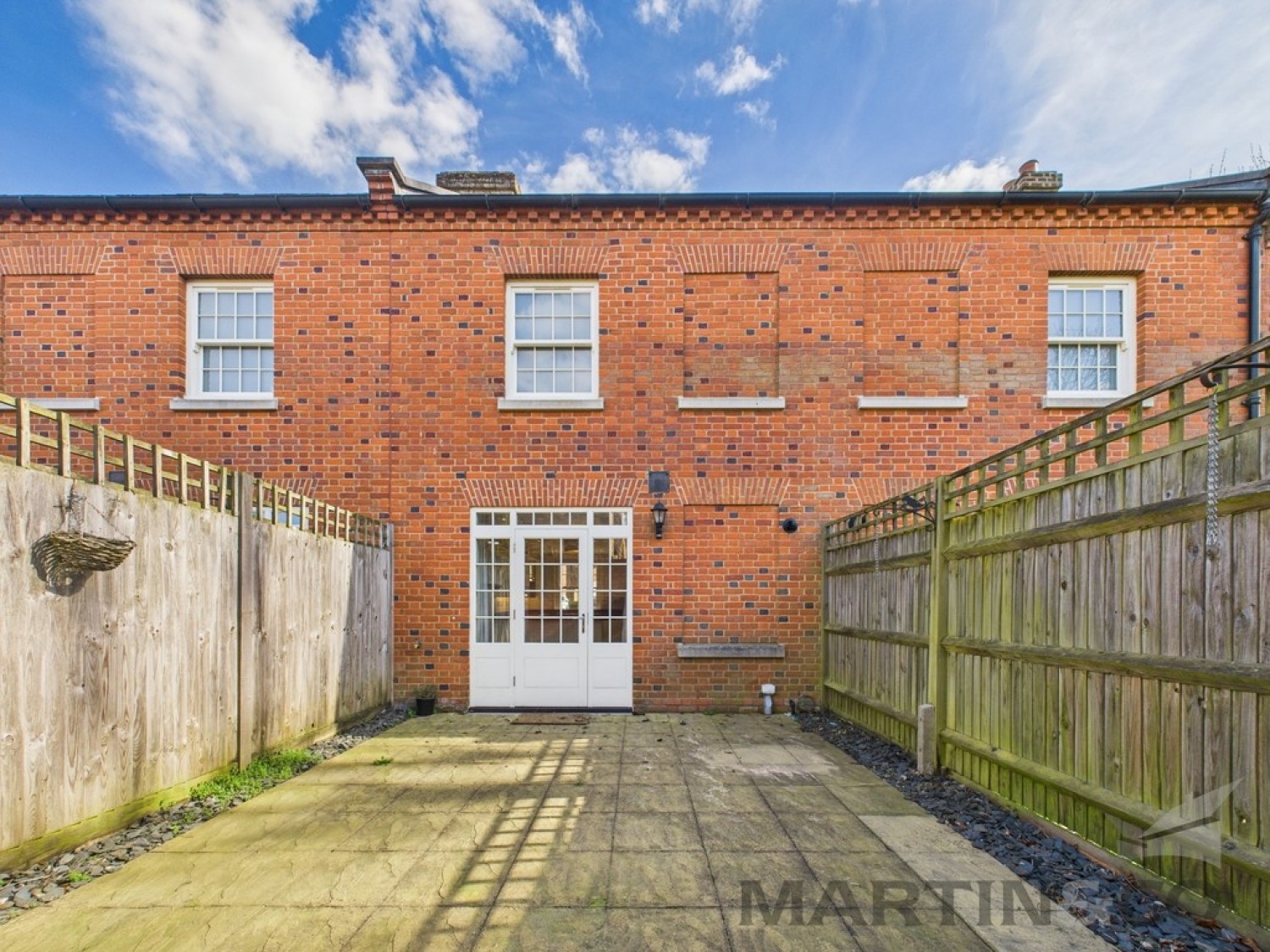 Dunham Mews, Hatfield